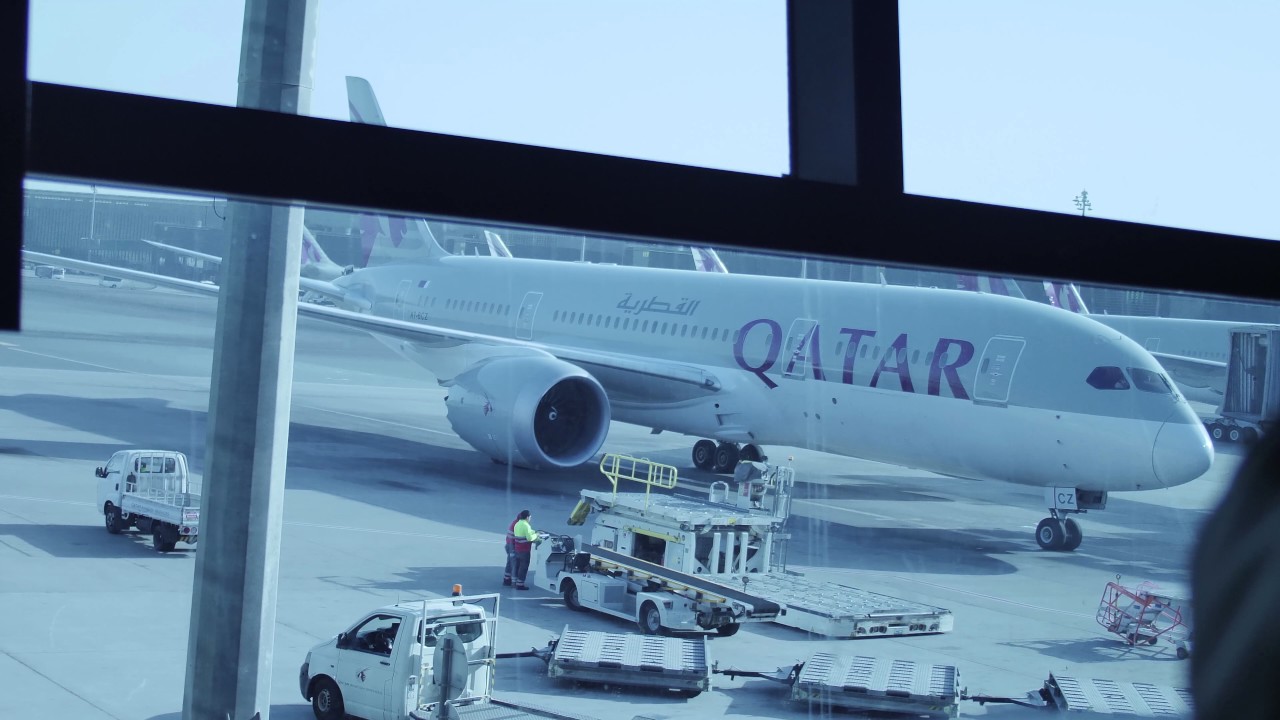 Travel.(read the description) Hamad International Qatar Airways flight!