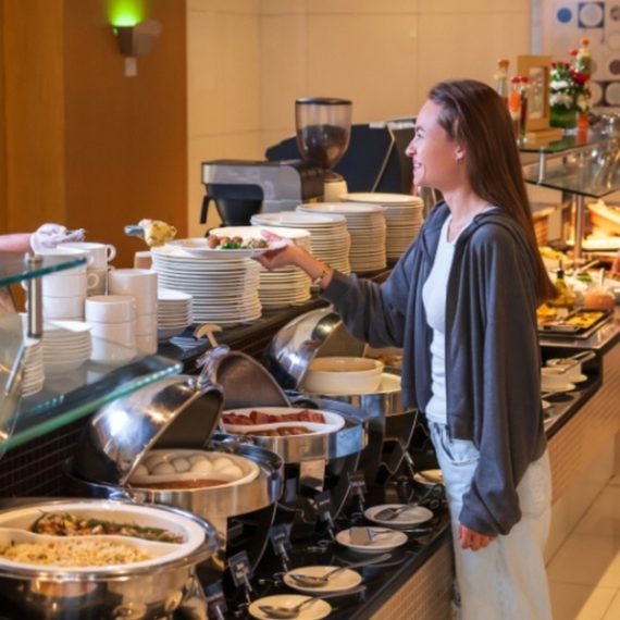 Breakfast Buffet W Tea