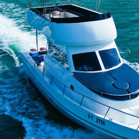 Luxury Yacht Rentals For 1-3 Hours RIVIERA LEISURE YACHTS & BOATS RENTAL Dubai UAE