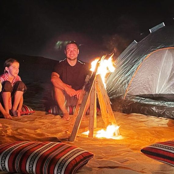 Over Night Stay In Desert With Dinner Or Breakfast For 1