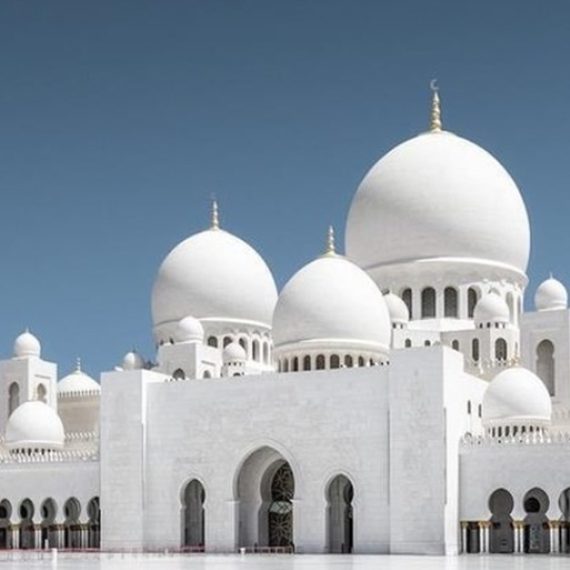 The Marvels Of Abu Dhabi: City & Temple Visits By Desert Vibes Tourism Desert Vibes Tourism Dubai UAE