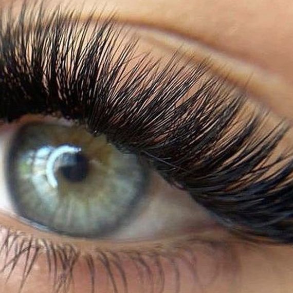 Full Set Eyelash Extension Or Eyelash Lamination ART ZONE AVENUE BEAUTY SALON- DSO Dubai UAE
