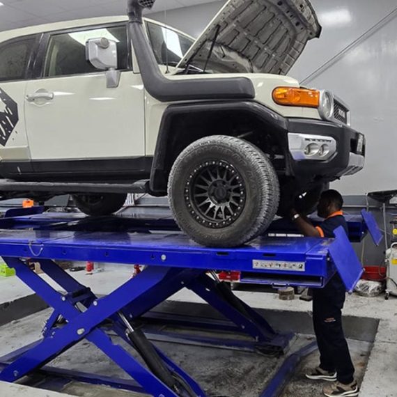 Get A Oil Change Package For 4