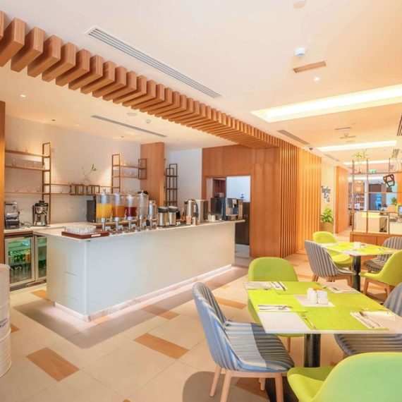 Enjoy A Dinner Buffet W Free-flowing Soft Beverages & Juices Together & Co. at 4* Hilton Garden Inn Al Mina Dubai UAE