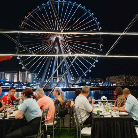 Dubai Marina Dinner Cruise with Live Music & Open Bar Boat Tours and Cruises