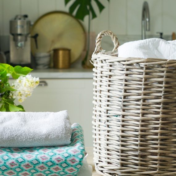 Laundry With Wash And Iron - Pick Up And Delivery Included Mahi Al Mashoor Laundry Dubai UAE
