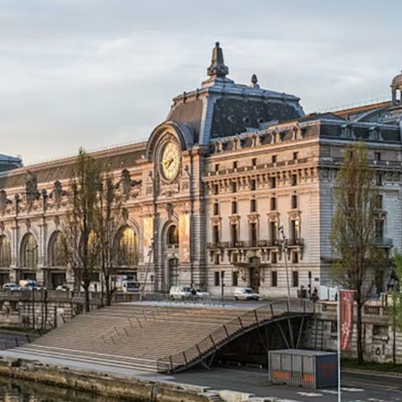 Musée d'Orsay Paris Dedicated Entrance Recently Added Experiences