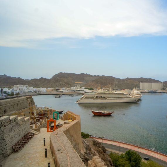 Muttrah Fort Sightseeing and Tours