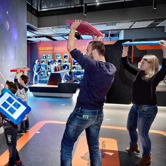 NEMO Science Museum: Entry Ticket Museums