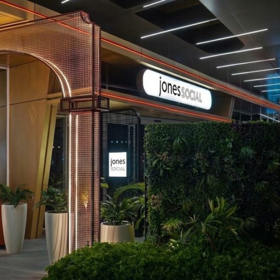 Cosmopolitan Bar And Eaterie With Live Music Jones Social - Best Restaurant & Bar Business Bay Dubai UAE