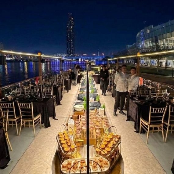 Luxury Dubai Canal Cruise With Soft Or House Beverages AMAZON TRAVEL & TOURISM L.L.C Dubai UAE