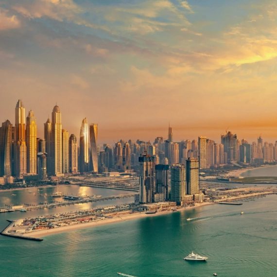Qasr Al Watan + The View at the Palm Non Prime - Combo Combos and more adventures