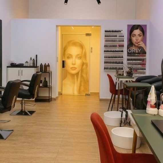 Revitalizing Facials: Deep Cleansing
